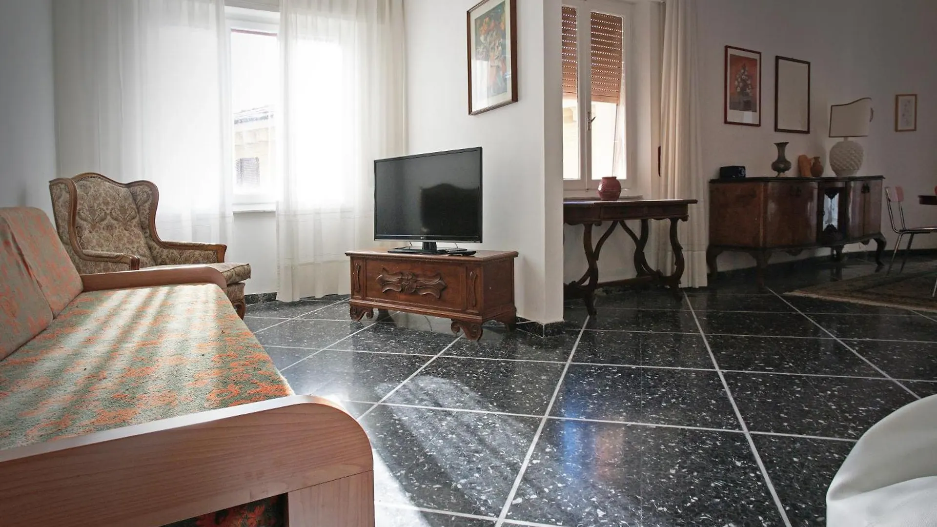 Apartament Sulle Vie Delle Cinque Terre, Nel Centro Storico Di Spezia! La Spezia